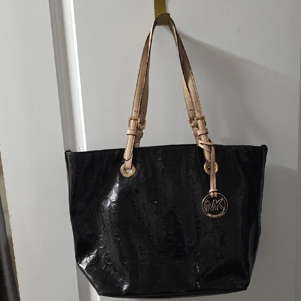 MICHAEL Michael Kors Black & Gold Tote